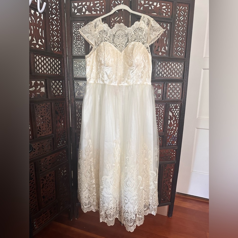 Vintage style, perfect summer wedding dress